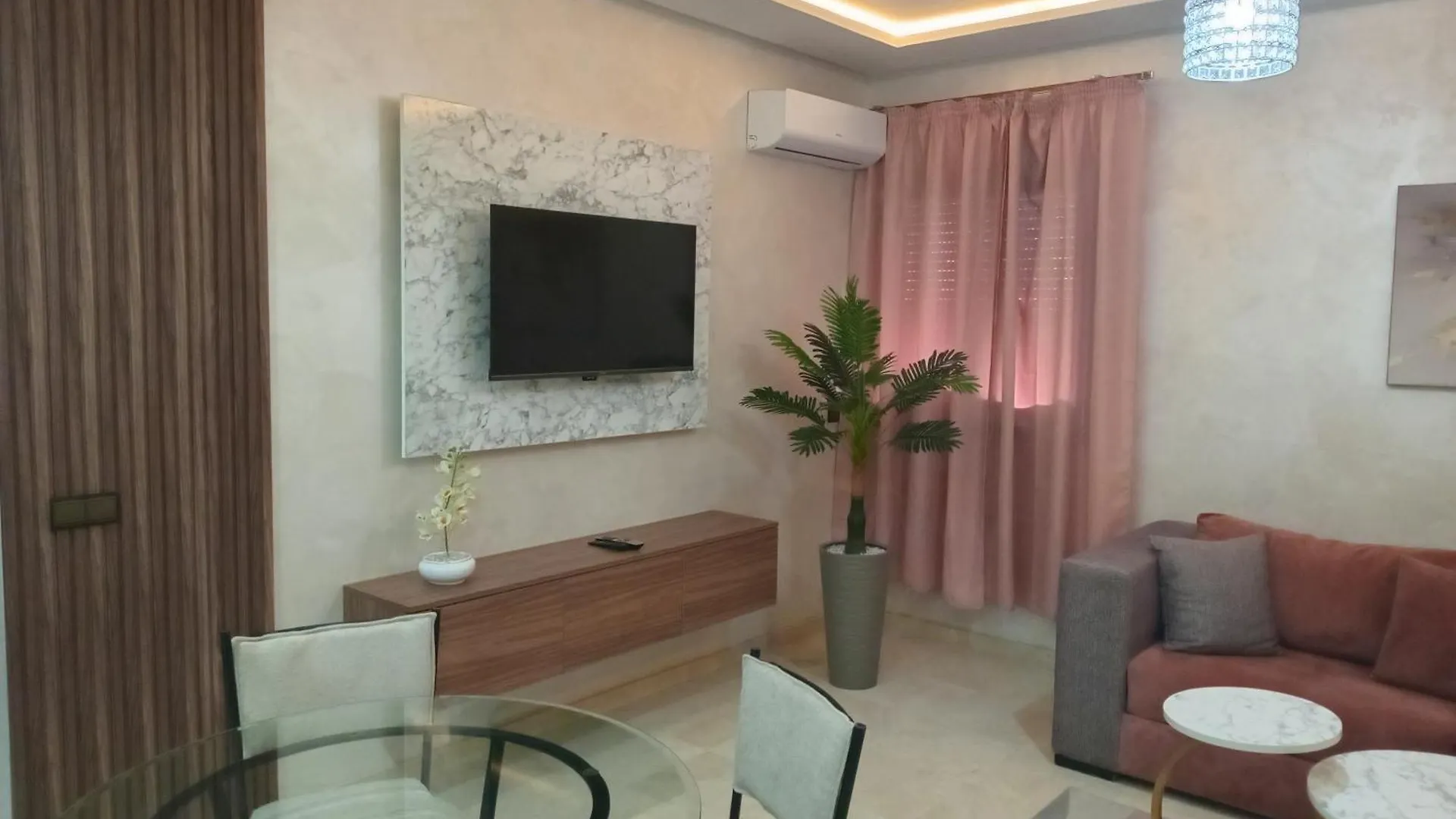 Luxury Apartment With Swiming Pool In Hivernage Marrakech Marrakesch